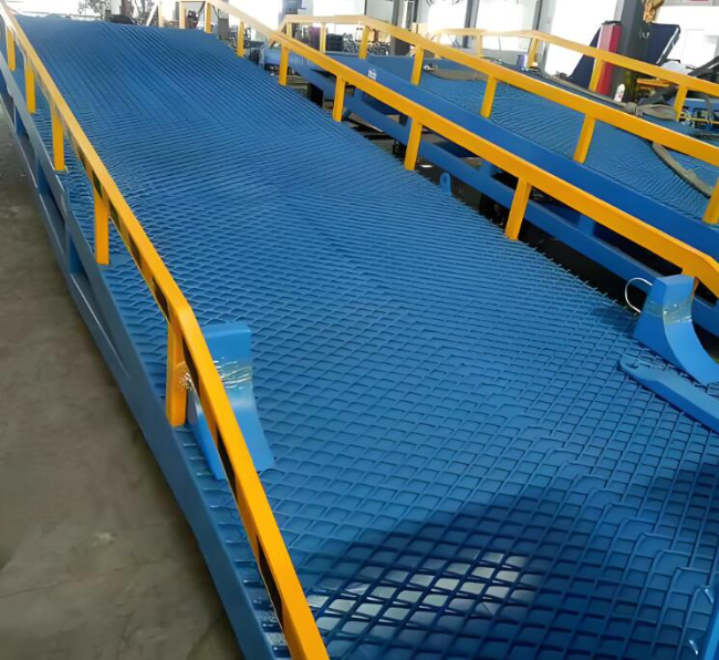 凤凰镇移动式液压登车桥